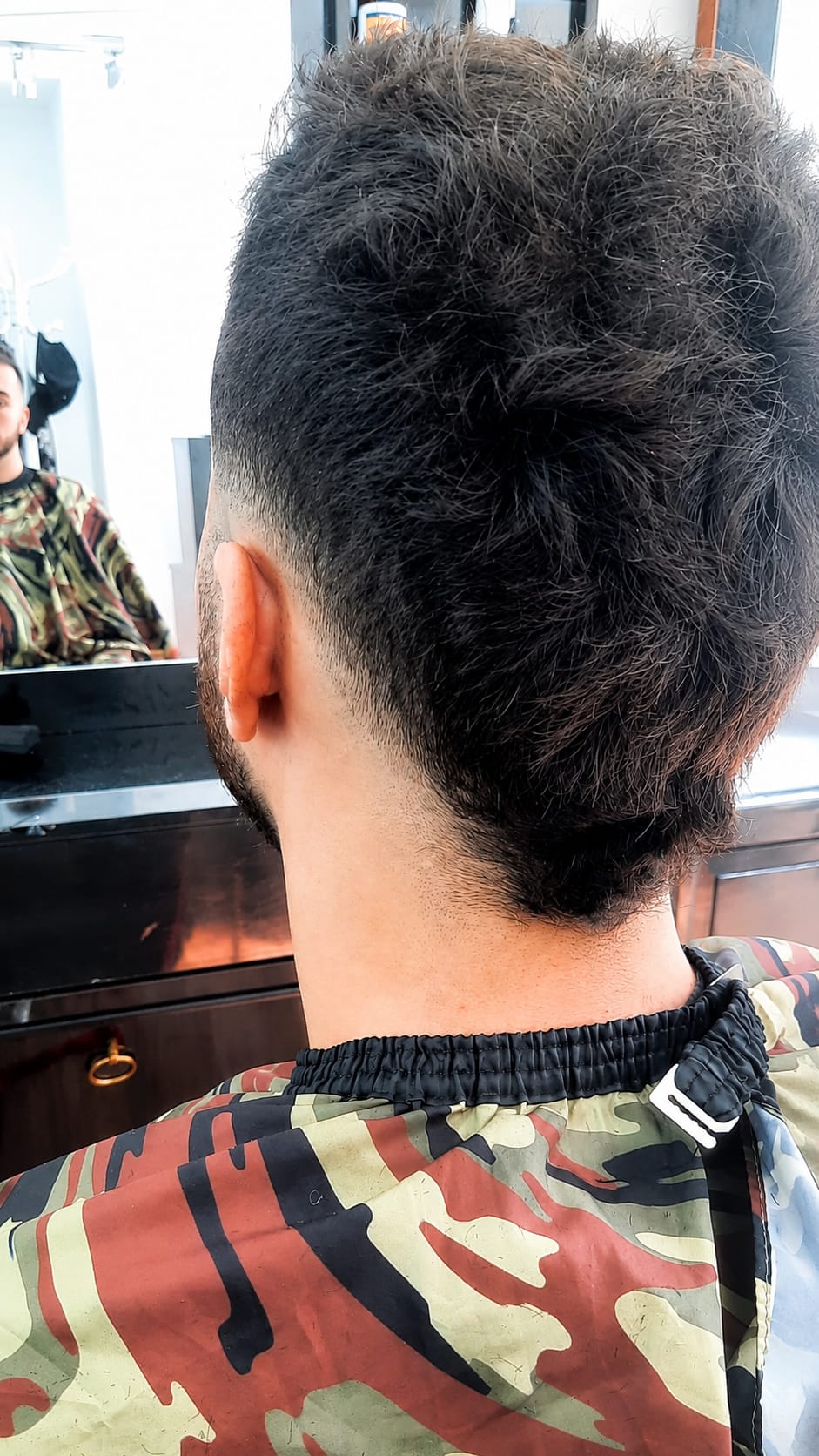 Skin fade precision work